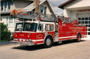 030 1981 Seagrave_LoPro_RM_110'_Aerial
